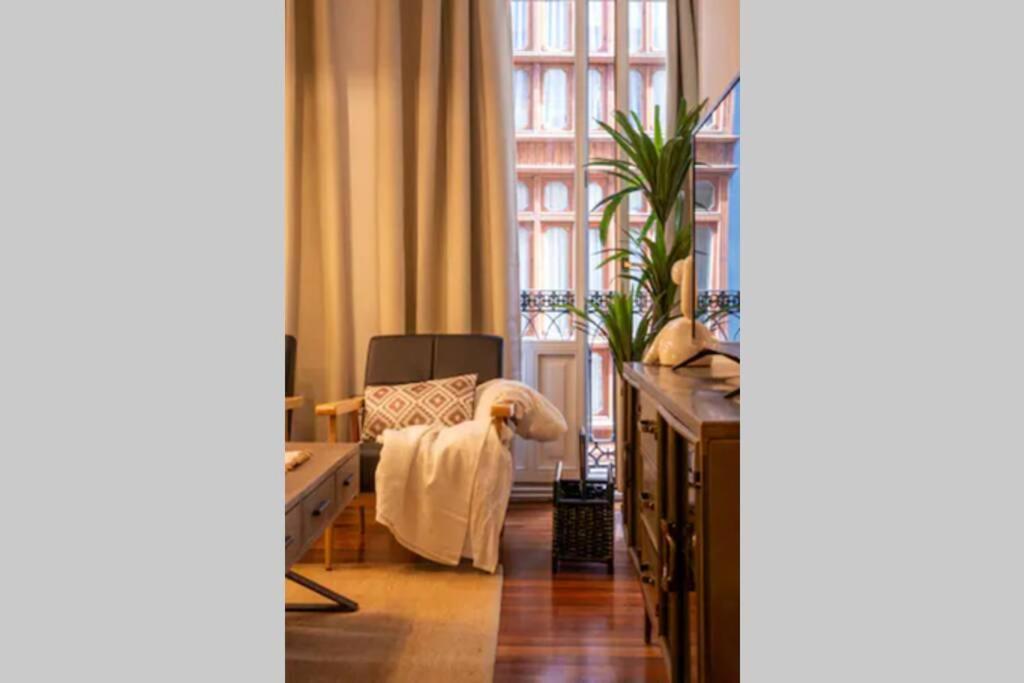 Exclusivo Apartamento En El Casco Viejo Bilbao Ngoại thất bức ảnh
