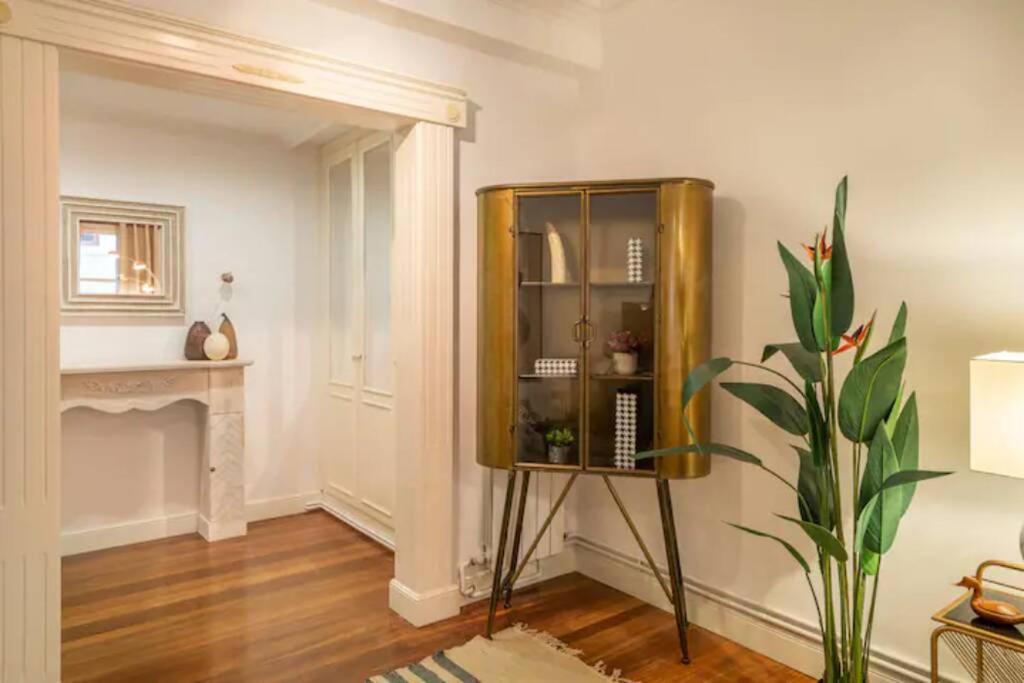 Exclusivo Apartamento En El Casco Viejo Bilbao Ngoại thất bức ảnh